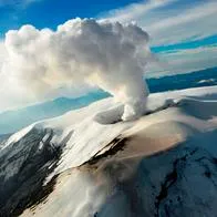 Altas temperaturas en el cráter Arenas del Volcán Nevado del Ruiz
