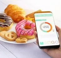 ¿Cuántas calorías debería consumir a diario? Esto dicen expertos.
