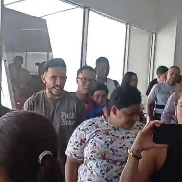 Nuevamente viajeros de Avianca protestan por cancelación de vuelos, esta vez en aeropuerto de Palmira
