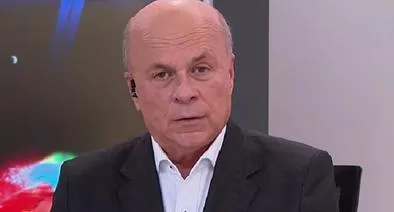 Carlos Antonio Vélez fue hospitalizado y hubo preocupación en Canal RCN por su salud
