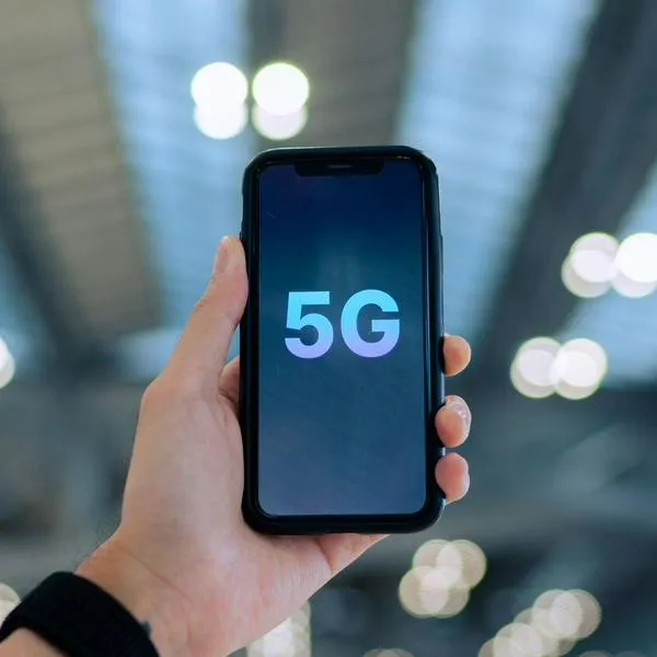 La red 5G llegará a Colombia, ya está subastándose y prometerá cambiar la forma en la que se usan los celulares por las grandes velocidades que trae.
