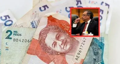 Foto de billetes de 10.000 pesos y Gustavo Petro