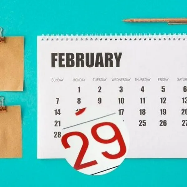 Calendario mostrando el mes de febrero con el día 29.