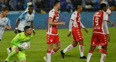 Éder Chaux estaría negociando con Santa Fe para ser el primer refuerzo 'Cardenal' de cara a 2024.