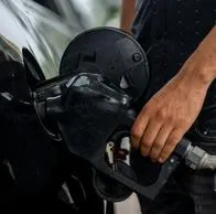 Precio de la gasolina no aumentará en diciembre