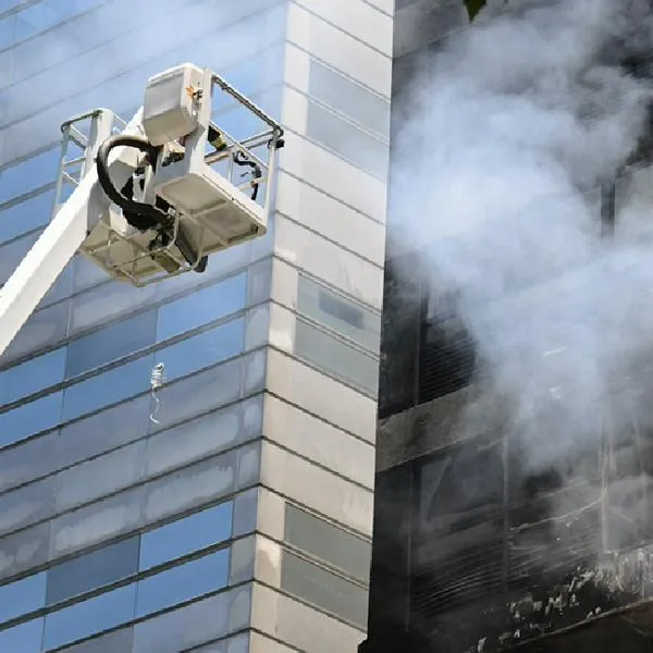 Familia colombiana sufrió el incendio de su apartamento en España; un integrante está grave.