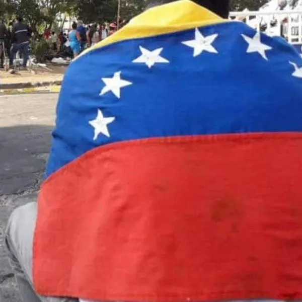 Hijos de venezolanos en Colombia se podrán nacionalizar sin apostillar actas