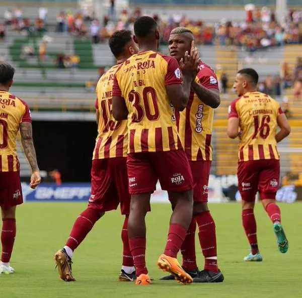 Deportes Tolima confirmó la salida de 4 jugadores luego del fracaso en la Liga Betplay 2023. Futbolistas como el portero Cristian Vargas y otros más.