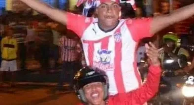 Junior hoy: hinchas que celebraron título falso aparecieron para festejar estrella