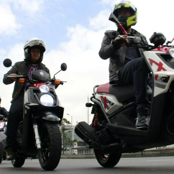 Curso gratuito para motociclistas en Bogotá
