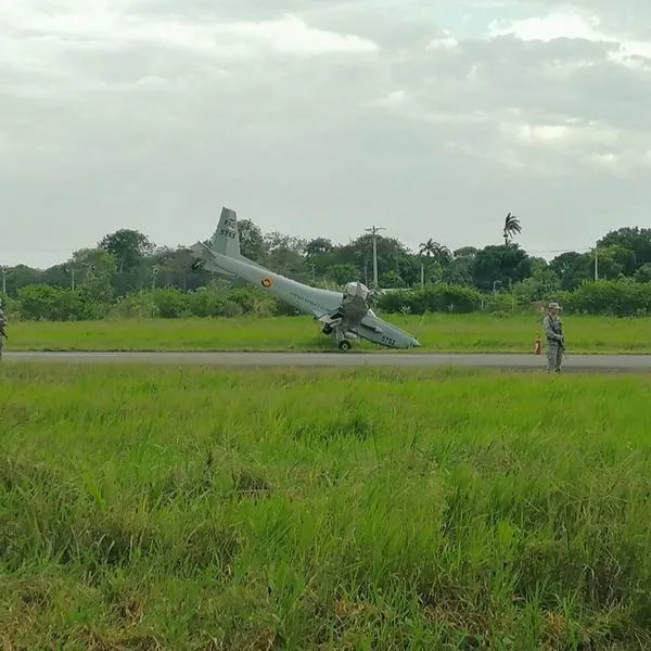 Avioneta se accidentó en el aeropuerto de San José del Guaviare. Hay 2 heridos y la terminal aérea se encuentra cerrada. 