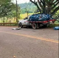 Volcamiento de un bus tras choque con un carro que llevaba gas dejó 22 lesionados en Andes, Antioquia