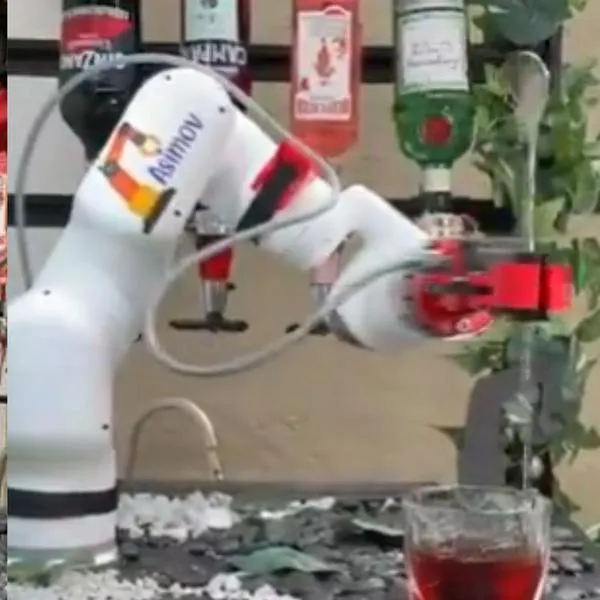 Isaac, el primer robot bartender que hay en Colombia. Conozca en qué restaurante y en cuál ciudad opera
