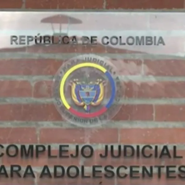 Denuncian que en Bogotá se fugaron 146 adolescentes de centros de reclusión. Los adolescentes fueron señalados por homicidio y hurto agravado. 