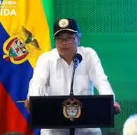 Gustavo Petro confirmó que el 22 de diciembre inicia el pago a 100.000 jóvenes por no delinquir en Colombia en medio del programa Jóvenes en Paz.