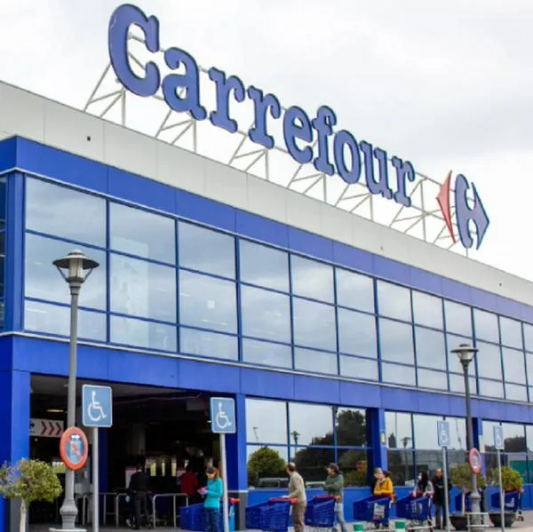 Carrefour está cerca de Grupo Casino: negocio millonario de empresas