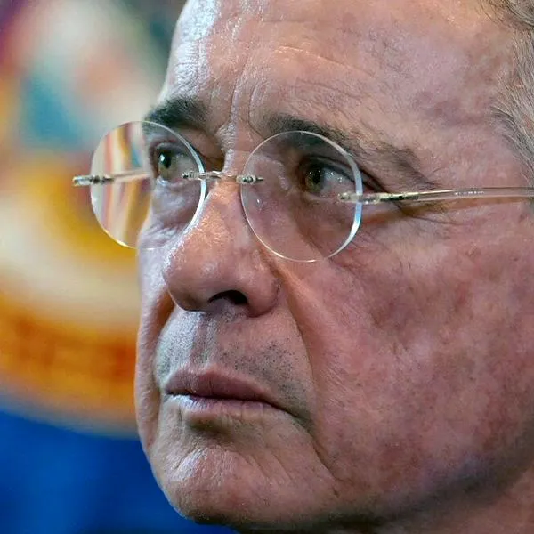 Álvaro Uribe será investigado en Argentina por falsos positivos: ¿por qué en ese país?