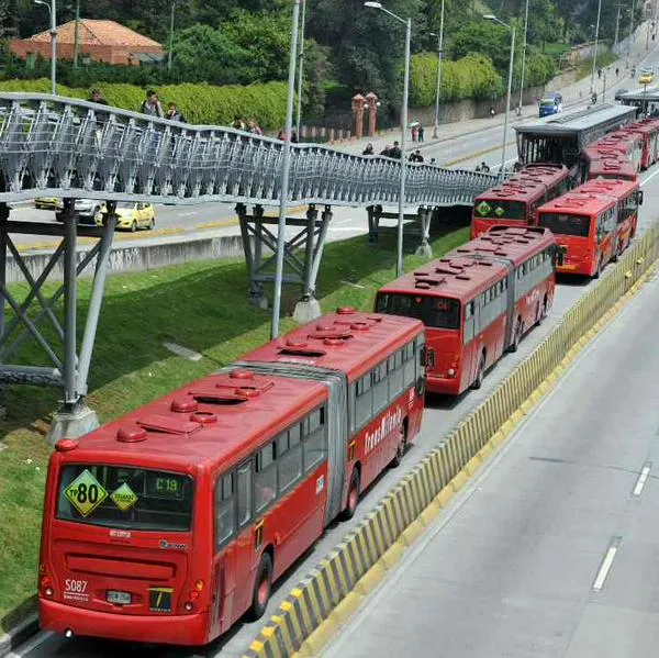 Foto de Transmilenio, en nota de que ese sistema anunció cierres en Portal Tunal y explicó por dónde será y hasta cuándo irán