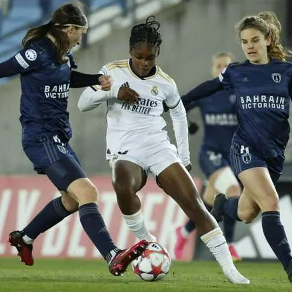 Linda Caicedo regresó a las canchas tras superar lesión, pero el Real Madrid femenino cayó ante el París FC