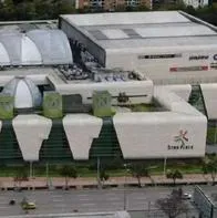 Foto de Titán Plaza, en nota de que Parque Arauco, aliado de Scotiabank por ese lugar, tiene más centros comerciales en Colombia