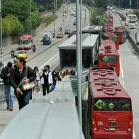 Foto de Transmilenio, en nota de que ese sistema hizo lanzamiento de apoyo por fuera del sistema y explicó por qué lo hizo