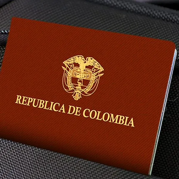 “Cancillería hizo una licitación ilegal para expedición de pasaportes”: abogado Ernesto Matallana