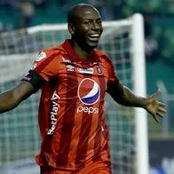 “Gracias, ídolo”: Así reaccionaron jugadores ante la despedida de Adrián Ramos