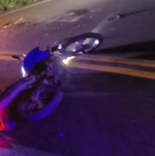 Motociclista fue arrastrado por tractocamión en vía a La Línea.