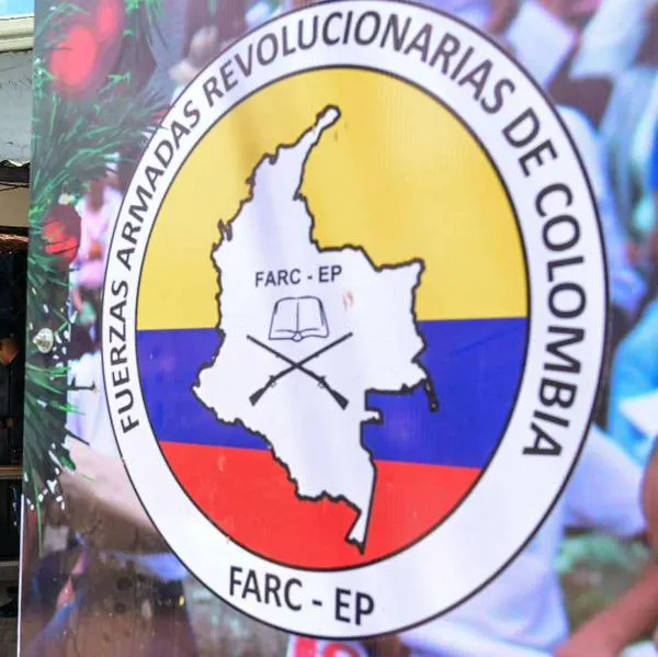 Foto de logo de Farc, en nota de que disidencia de Farc a Gustavo Petro le respondió duro sobre señalamiento de asesinatos en Cauca