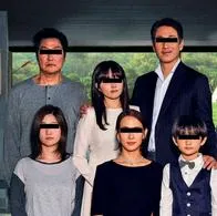 Reparto de 'Parásitos', con Lee Sun-kyun (en el centro, arriba), quien fue hallado muerto en Corea del Sur.