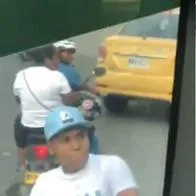 Hombre que atacó a conductor del Mío se entregó a las autoridades.