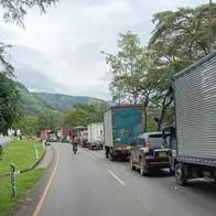 Coviandina dijo que vía Bogotá-Villavicencio no estará cerrada por 3 meses como dijo Gobernación de Cundinamarca, aunque todavía no saben de cuánto tiempo serán los arreglos.