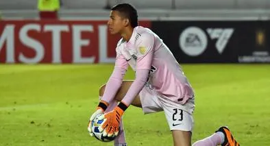 Kevin Mier le ganó el pulso a David Ospina en el Cruz Azul : detalles y qué pasó finalmente