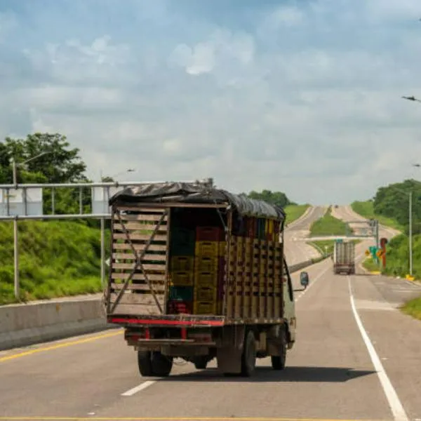 Restricción para vehículos de carga en Colombia en puente festivo de fin de año. La medida iniciará este viernes 29 de diciembre.