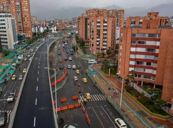 Entra en funcionamiento el puente de la Avenida 68 con 100