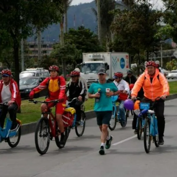 Ciclovía y Monserrate fin de año Bogotá: tendrán horarios especiales en Año Nuevo. El primero de enero la ciclovía no estará habilitada.