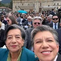 Claudia López, con su madre y esposa, presente en la posesión de Carlos Fernando Galán