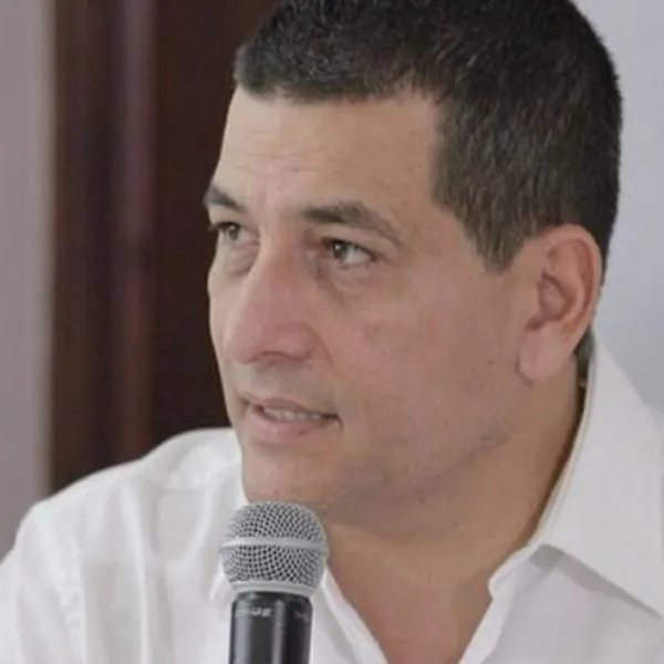 Alcalde de Cartagena Dumek Turbay pidió exorcizar el Palacio de la Aduana y dijo que allí había estado el demonio.