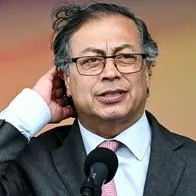 Gustavo Petro, que se denomina “guiso” en baja pelea por Palestina con contradictora