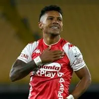 Wilson Morelo en sus tiempos de jugador con Independiente Santa Fe. No ha firmado con Águilas Doradas