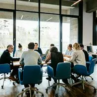 Reforma laboral y contratos trabajadores con cambios a término fijo