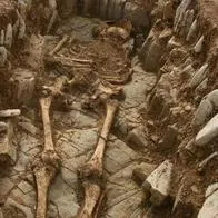 Encuentran un cementerio medieval con cuerpos de mujeres en una posición particular