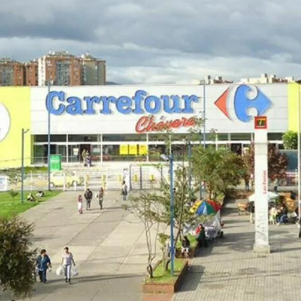 La famosa cadena de almacenes Carrefour anuncio que dejó de vender Pepsi, Doritos y más productos por sus altos precios.