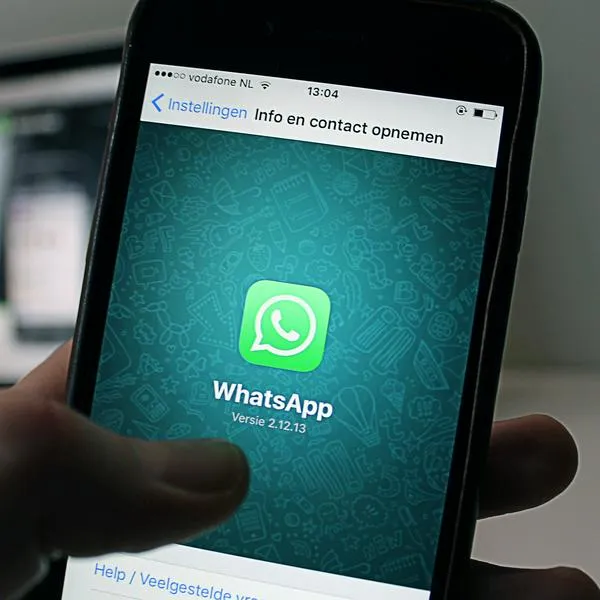 WhatsApp permite programar mensajes descargando una aplicación para iOS y Andriod.