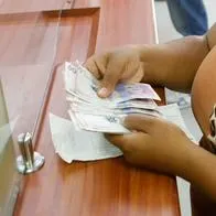 Beneficiaria de Renta Ciudadana reclamando dinero, en nota sobre cuándo pagan subsidio