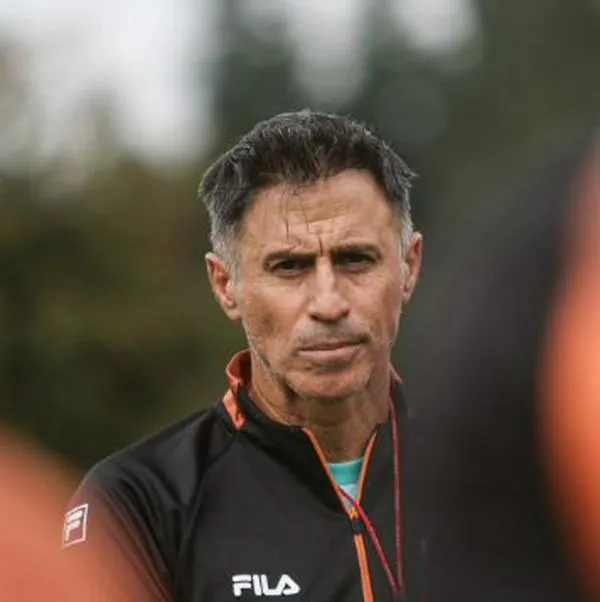 Pablo Peirano, técnico de Santa Fe, dijo tiene tres esquemas pensados para el juego del equipo en 2024.