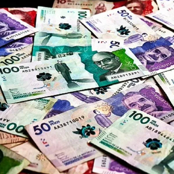 Papas Súper Ricas y compra de empresa de comestibles en Colombia