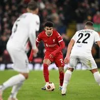 Con Luis Díaz todo el juego y un Klopp atrevido, Liverpool remontó y sacó ventaja en Copa