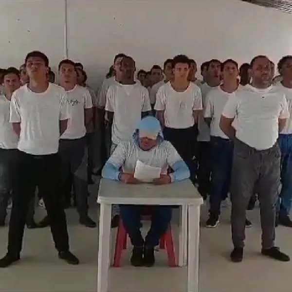 Terroristas ecuatorianos pidiendo negociar paz con gobierno de Noboa.