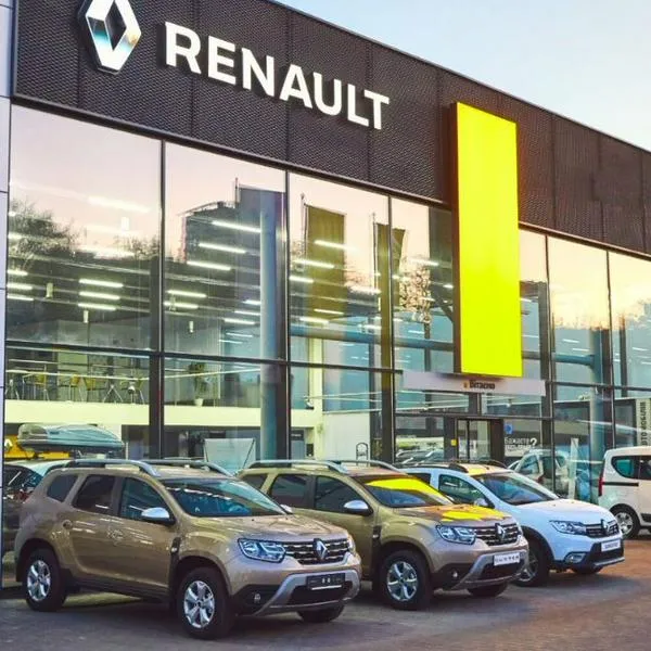 Renault le repitió golpe a Chevrolet, Toyota y otras marcas que venden carros en Colombia: les ganó en 2023.